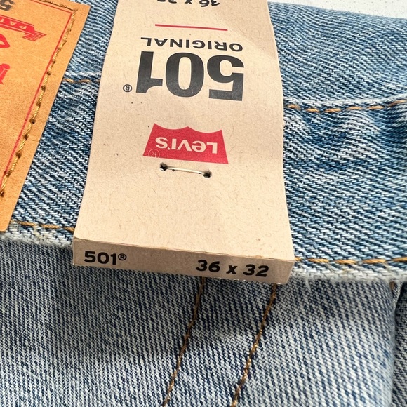 Levis 501 Original Fit Jeans Straight Leg Button Fly 100% Cotton Size 36… - Picture 5 of 5